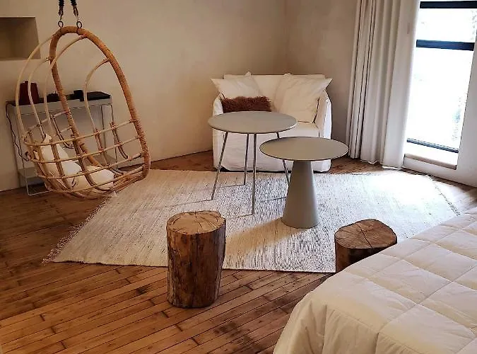 La Maison Des Sources Couette-café Angoulême