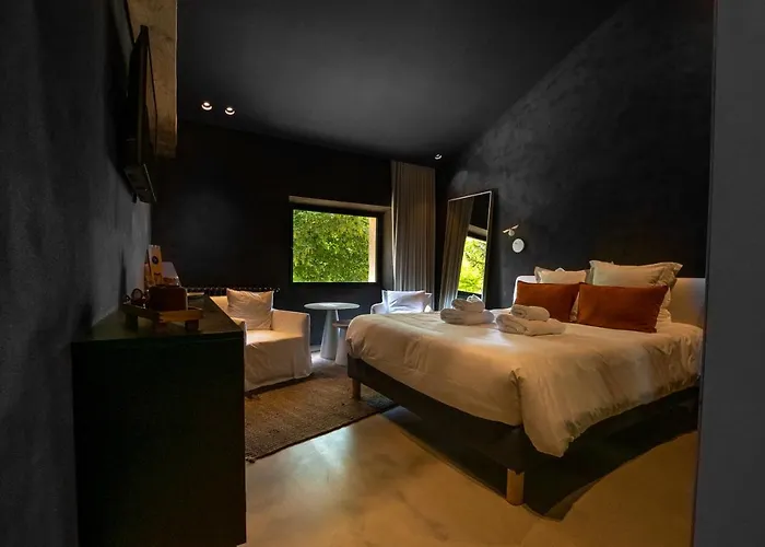 La Maison Des Sources Couette-café Angoulême